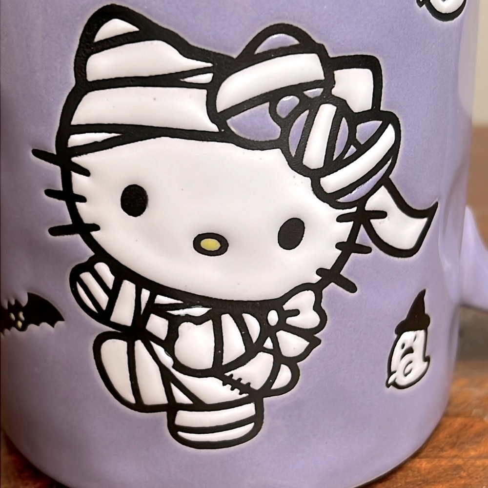 Hello Kitty • Mummy Mug - Picture 7 of 7